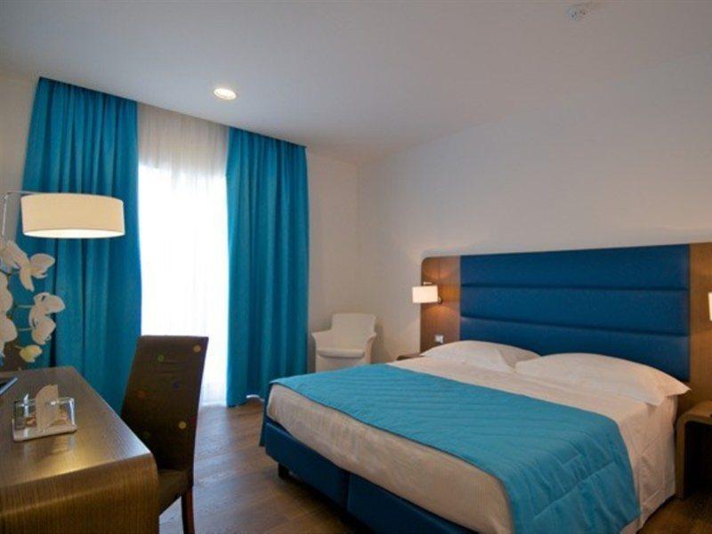 Hotel Plaza Сорренто Экстерьер фото