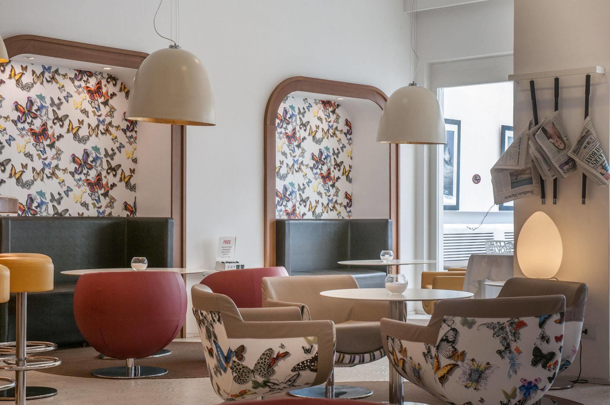 Hotel Plaza Сорренто Экстерьер фото