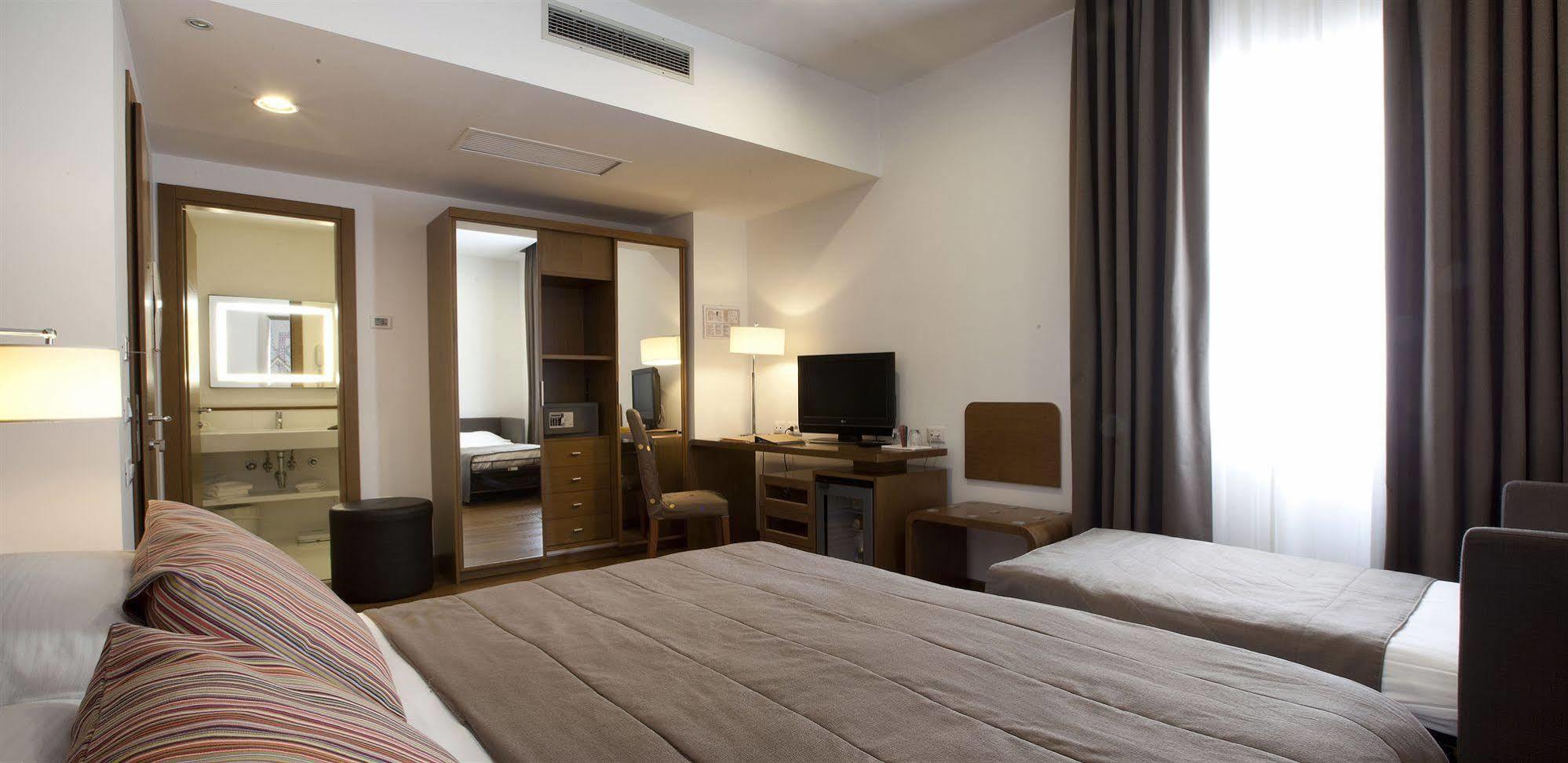Hotel Plaza Сорренто Экстерьер фото