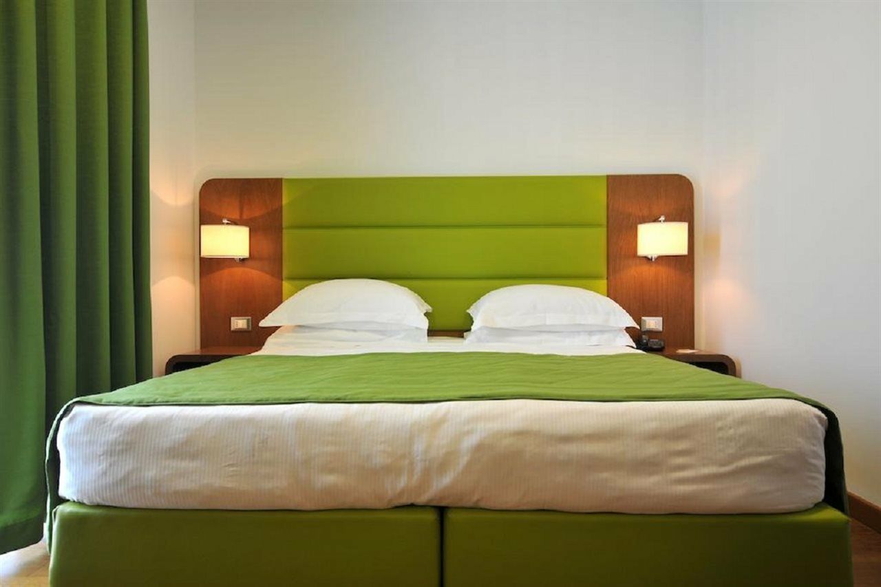 Hotel Plaza Сорренто Экстерьер фото