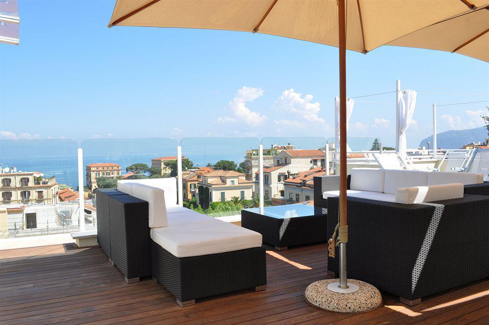 Hotel Plaza Сорренто Экстерьер фото
